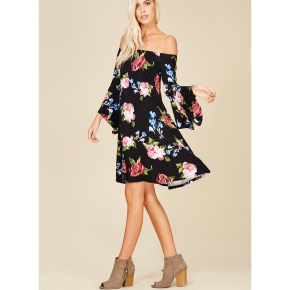 Off the shoulder Floral print Dress